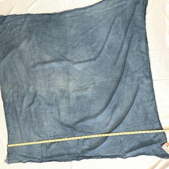 NWT Hugo Boss Textured Cotton Scarf Denim Blue Fringe Edge - Picture 2 of 10